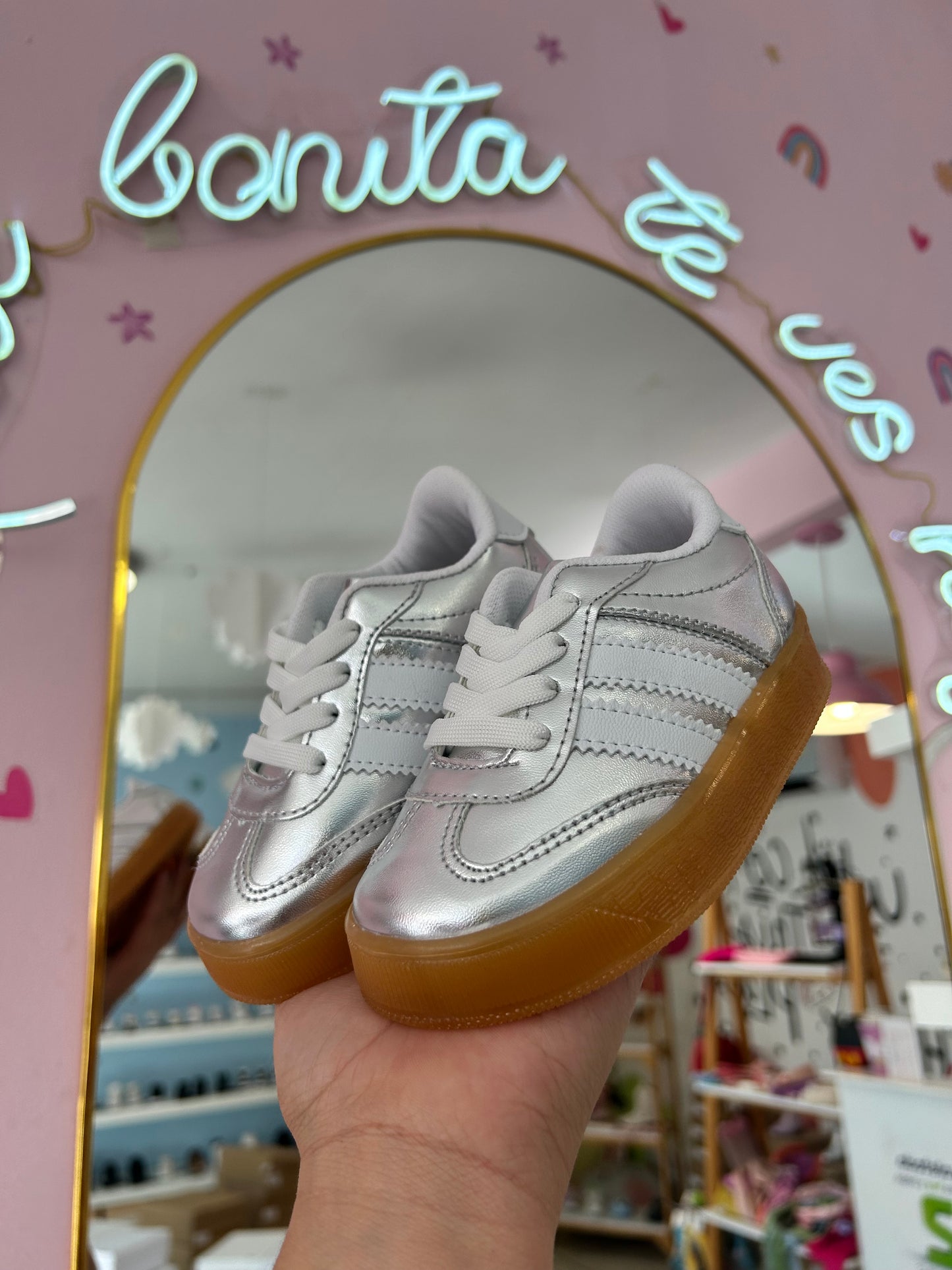 Samba Yolo Plata/Blanco