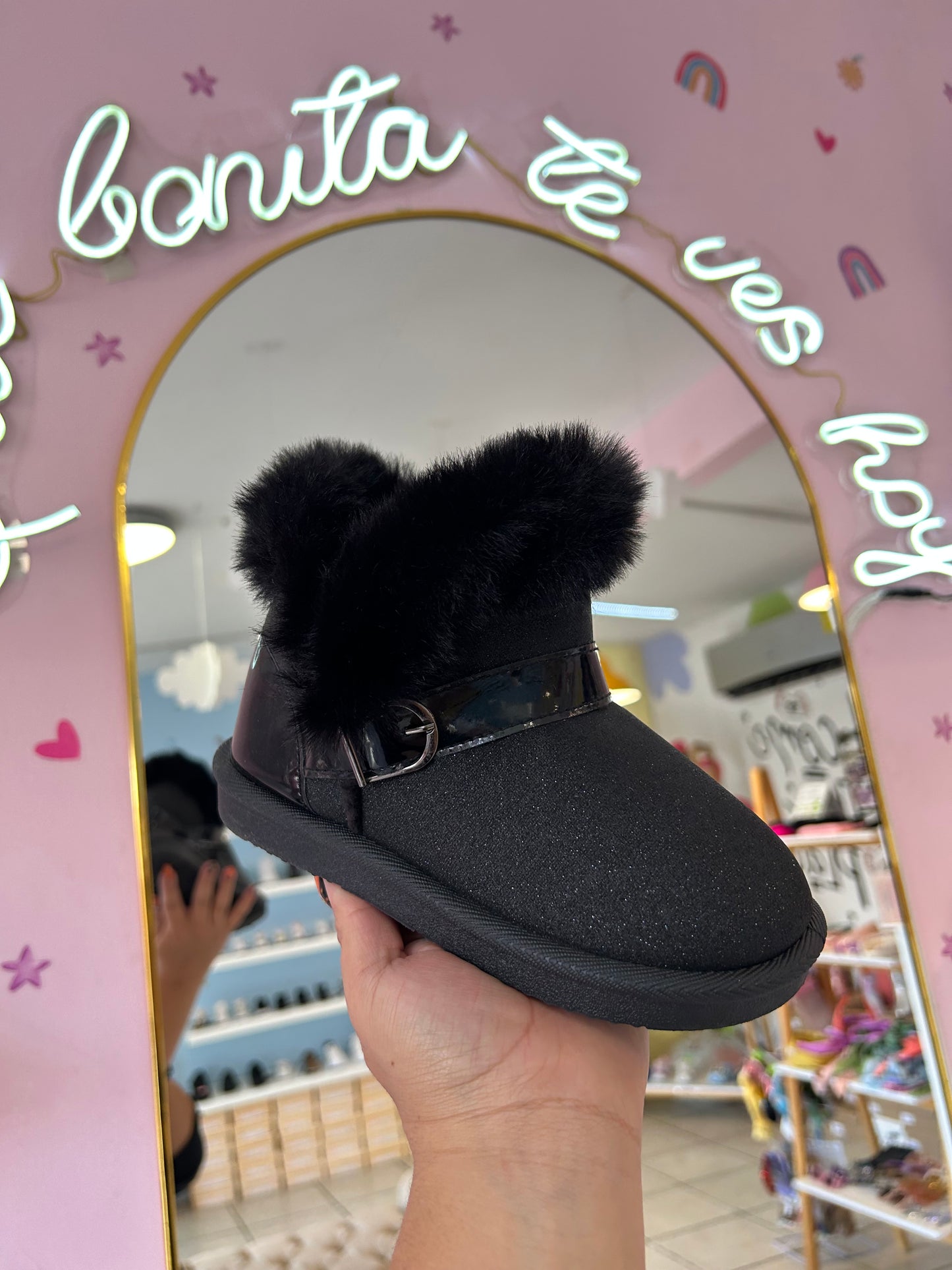 Bota Afelpada negra brillos
