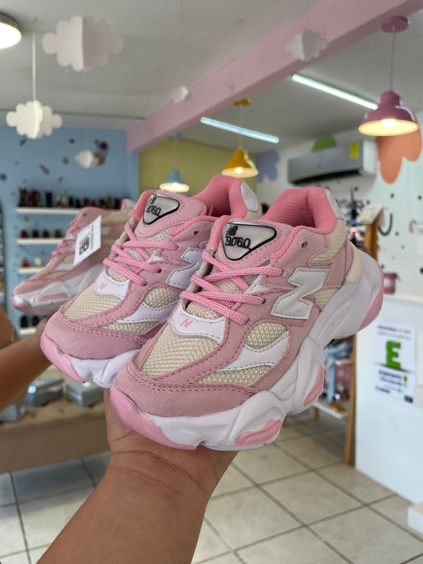 New Balance Latte/Rosa