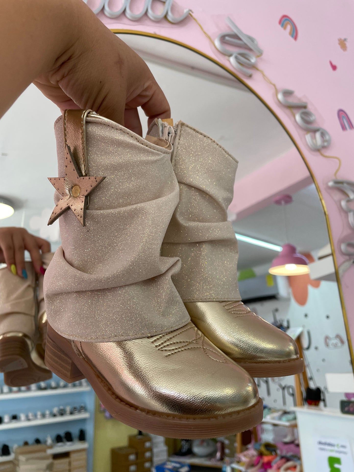 Bota Vaquera Oro Brillos