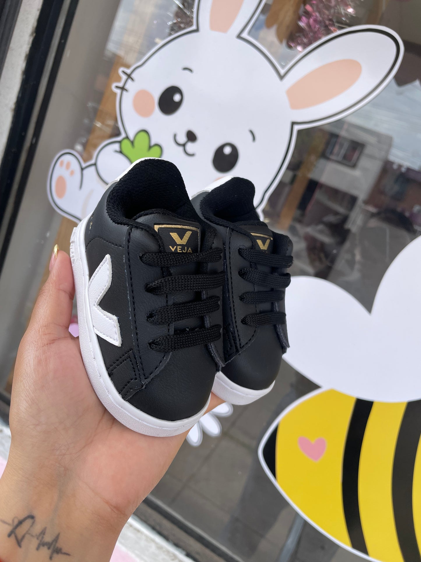 Tenis bebe veja negros