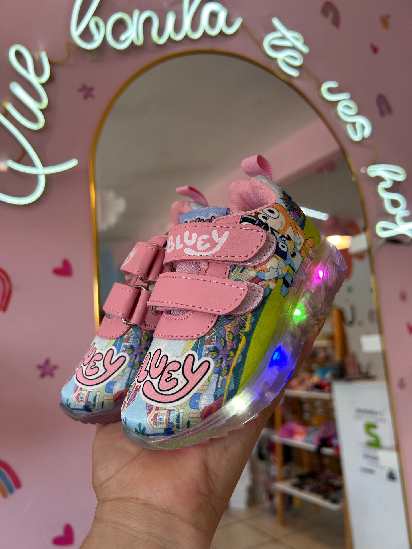 Tenis Bluey rosa led
