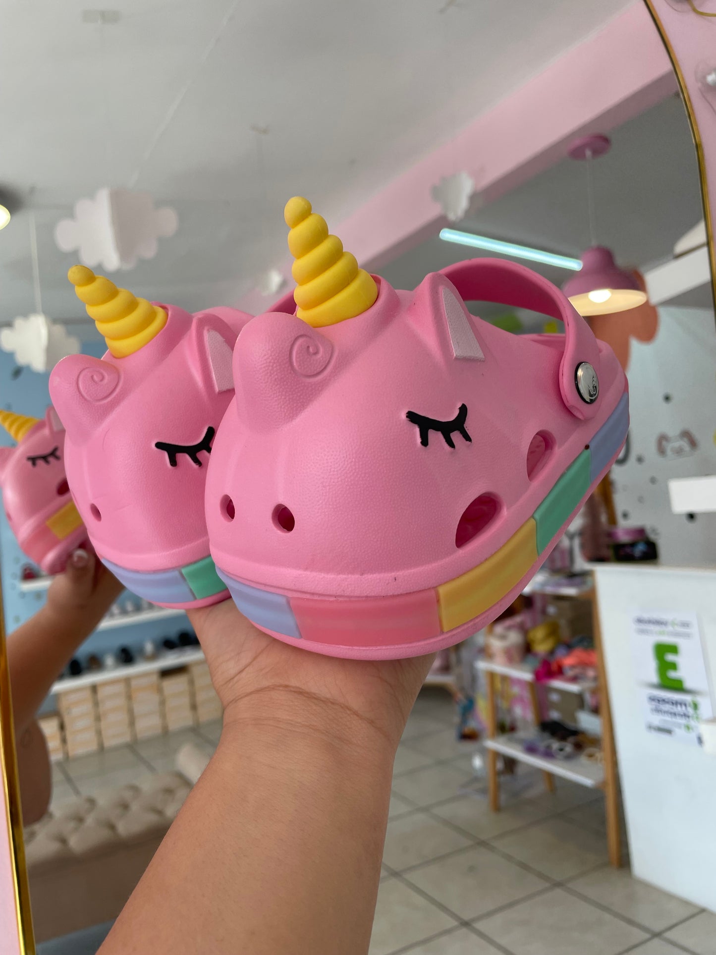 Crocs Unicornio Rosa Led