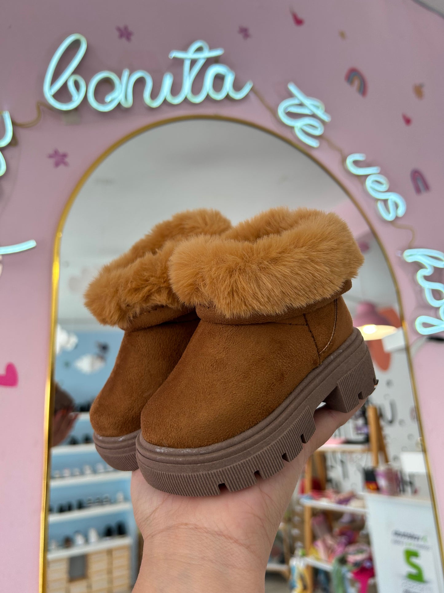 Bota Peluche Camel
