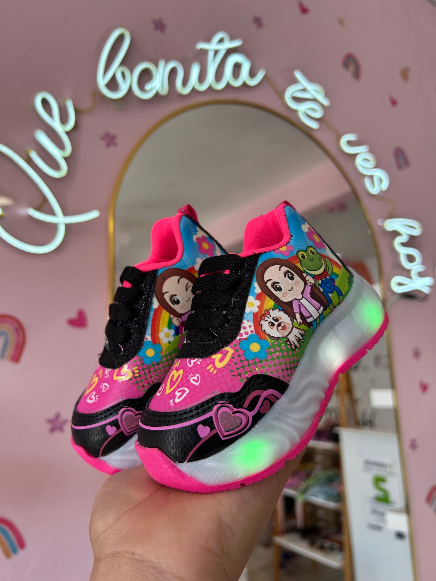 Teni Lara Campos Negro/Feucha Led