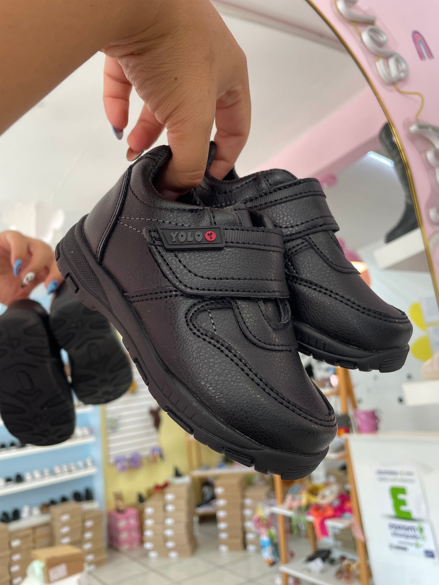 Zapato Yolo Negro 456