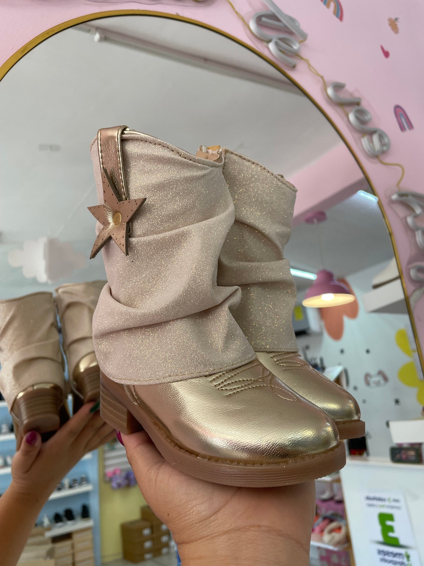 Bota Vaquera Oro Brillos