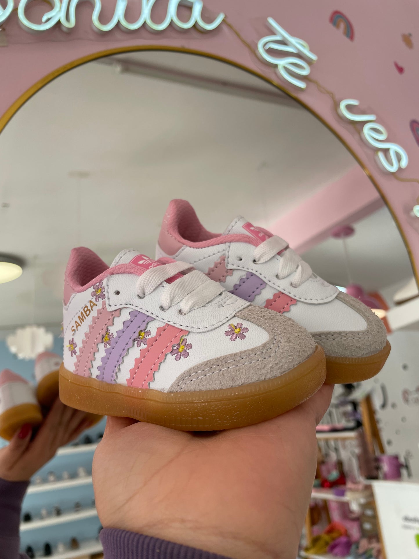 Samba Blanco/Rosa/Flores