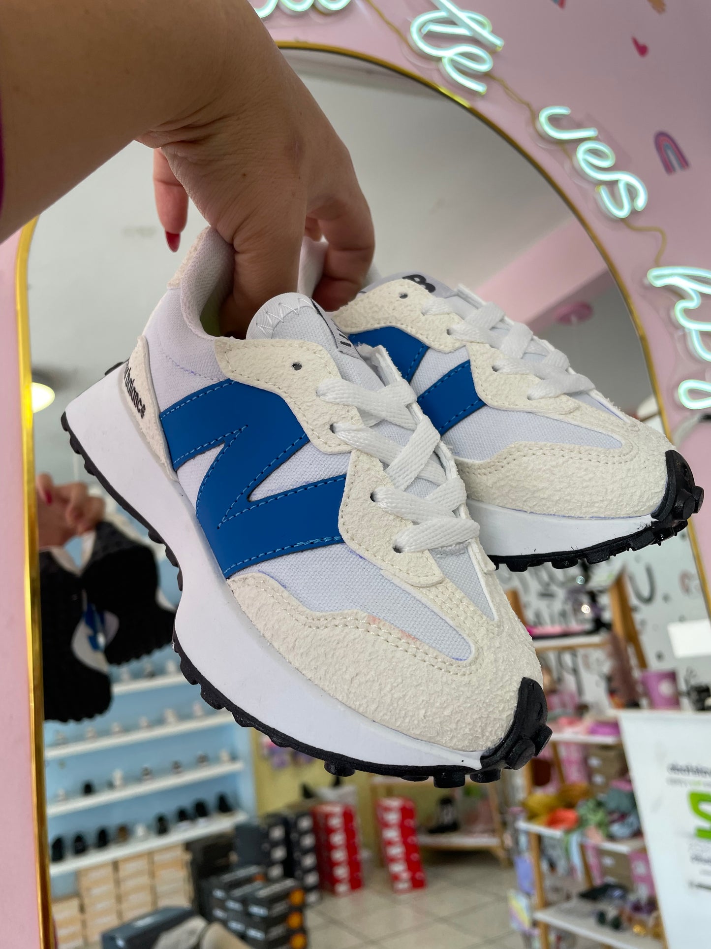 New Balance Latte/Blanco/Rey