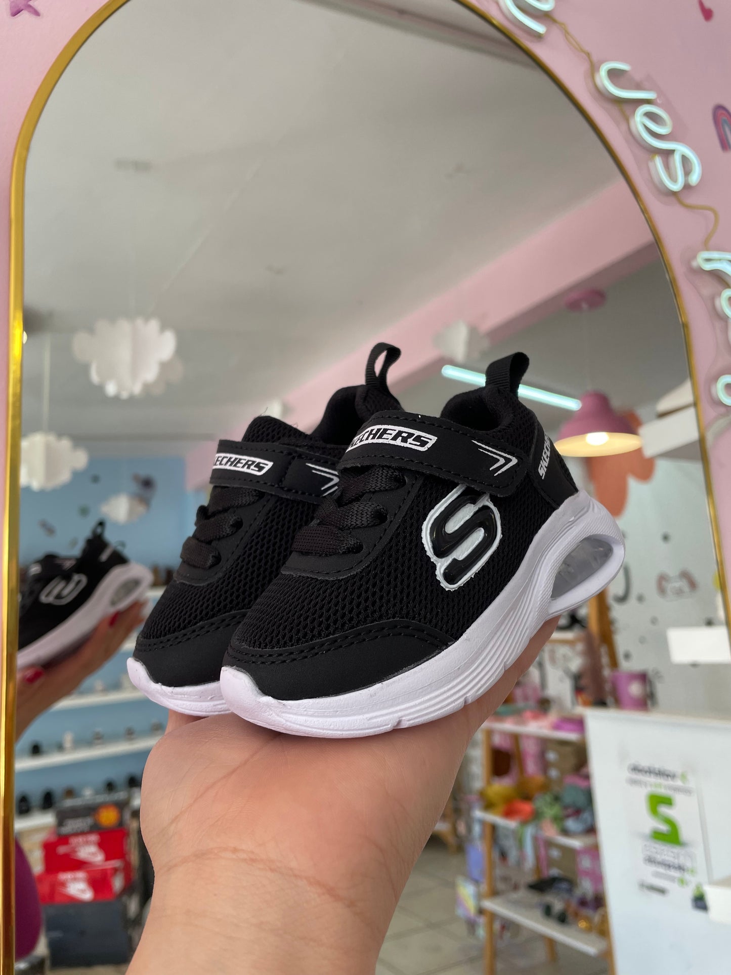 Skechers Negro/Blanco