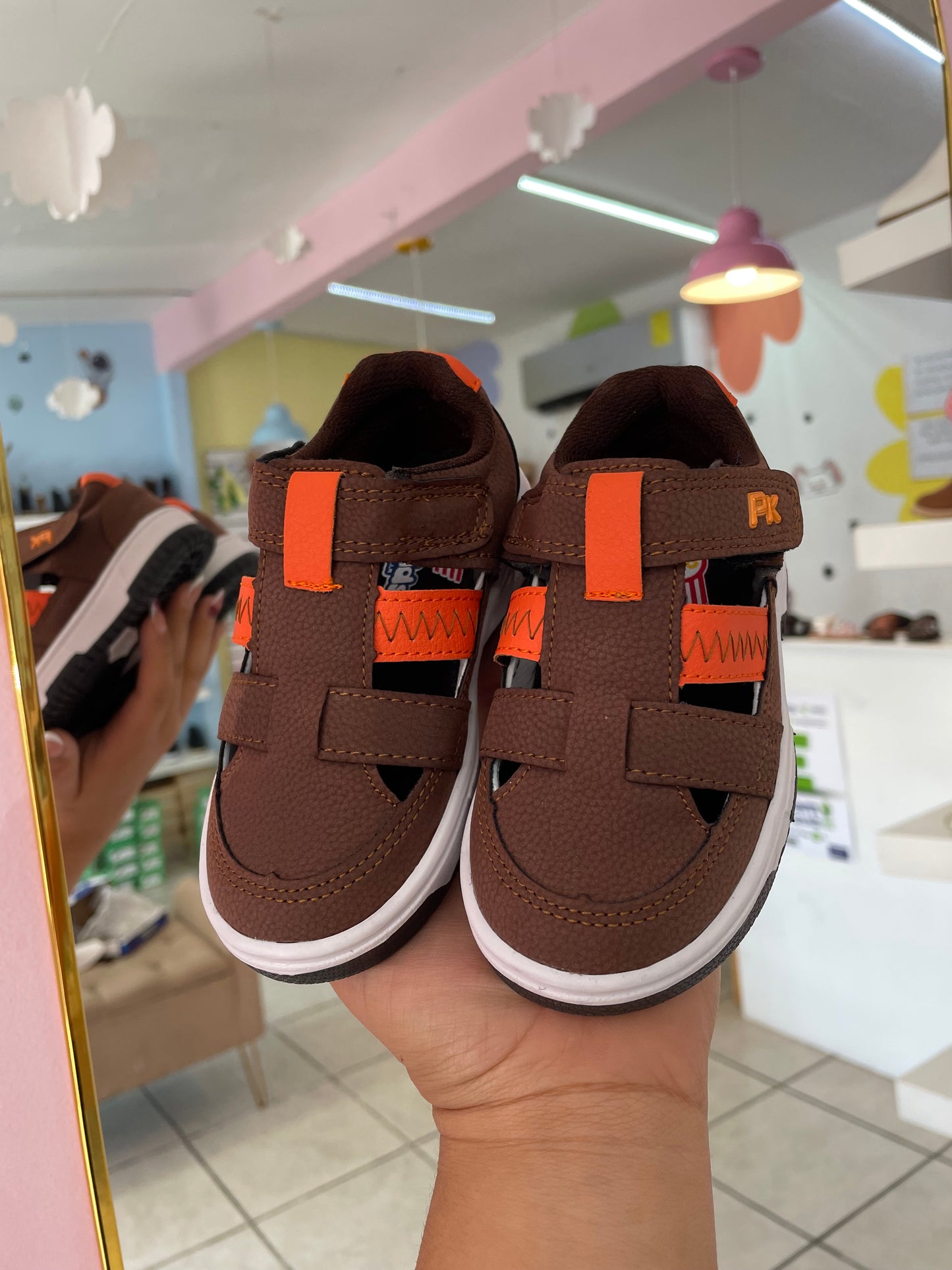 Teni/Sandalia Café/Naranja