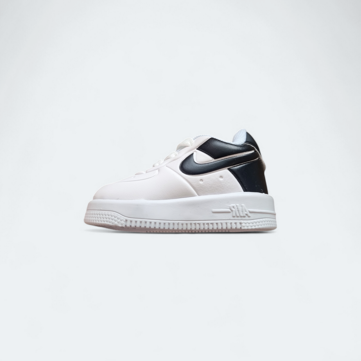 Teni Jordan baby white/black