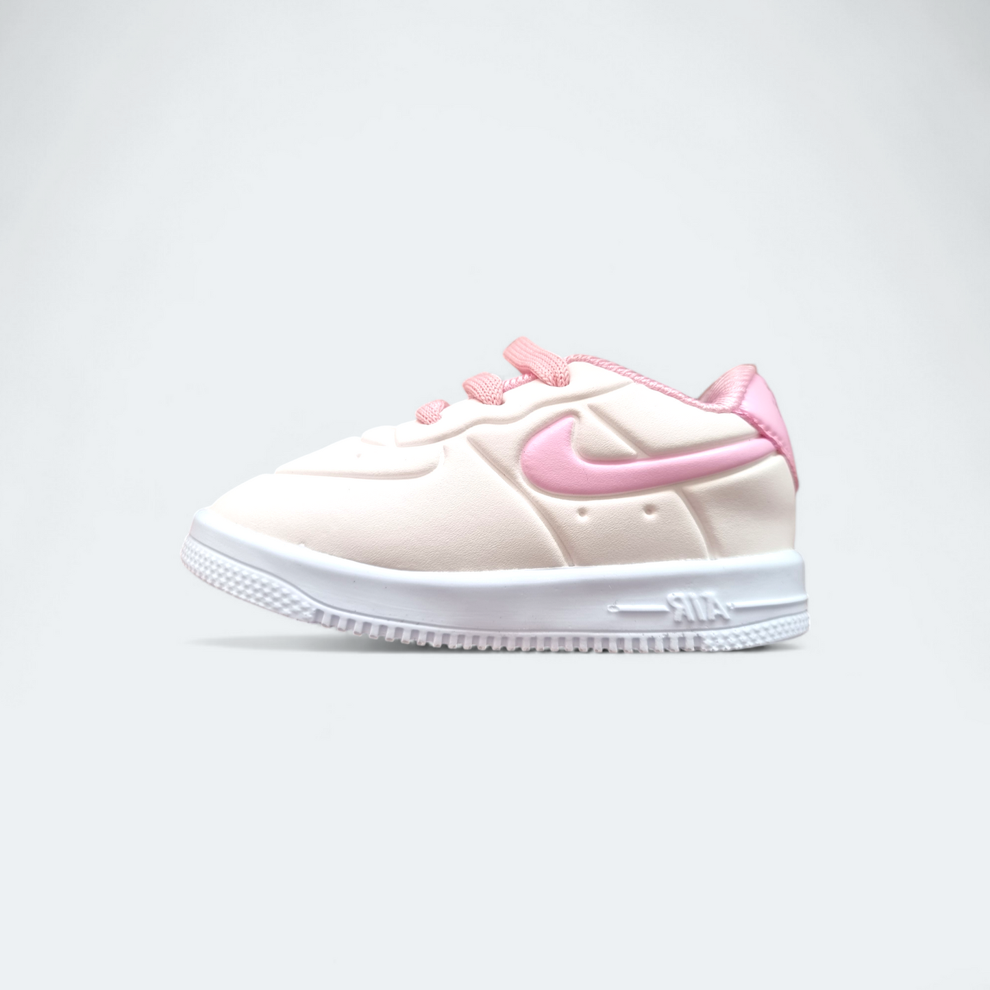 Tenis AF1 low blanco/rosa bebé