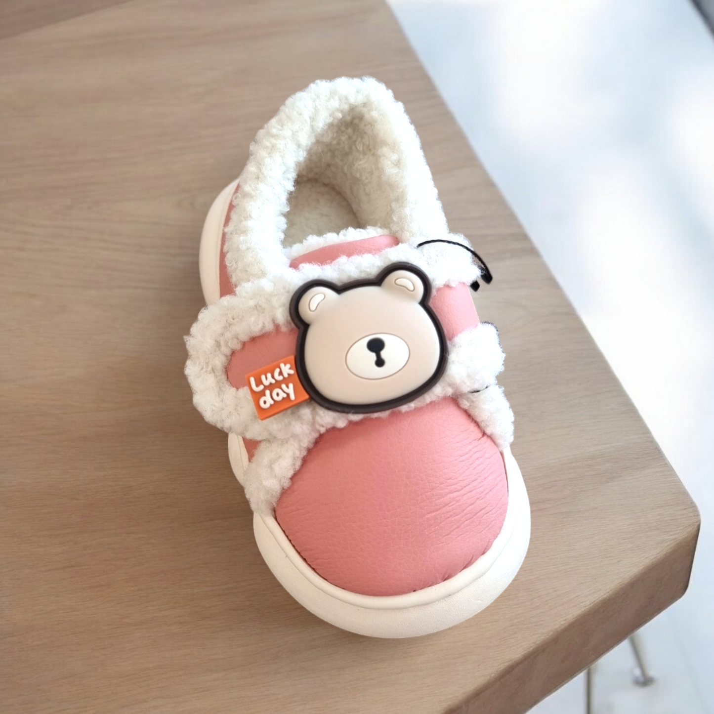 Pantufla oso velcro rosa