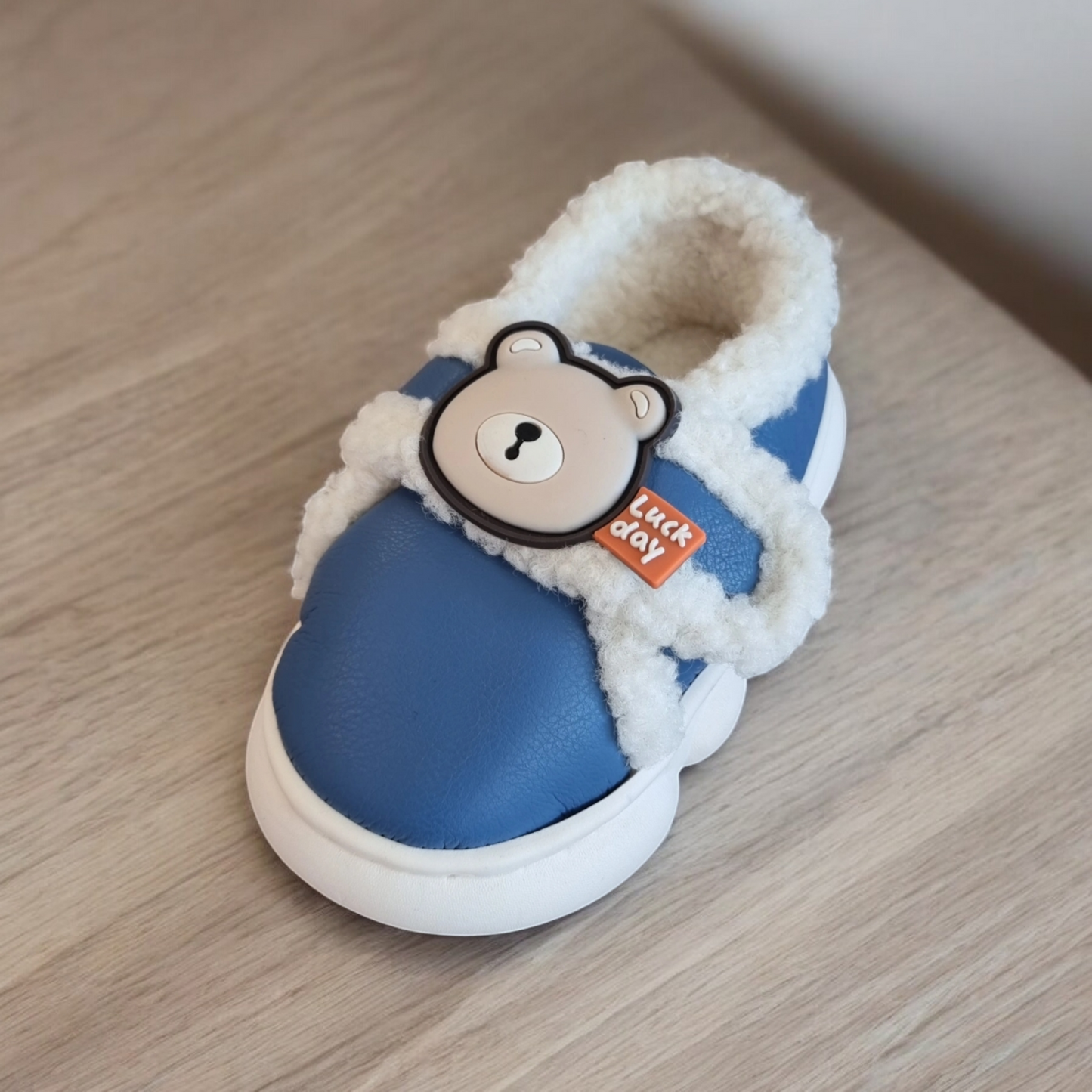 Pantufla oso velcro azul